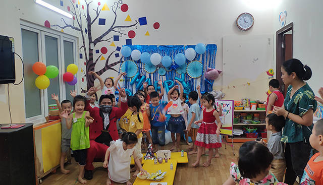 Giá Thuê Biểu Diễn Ảo Thuật Gia Tại Quận Tân Phú. Ảnh 3